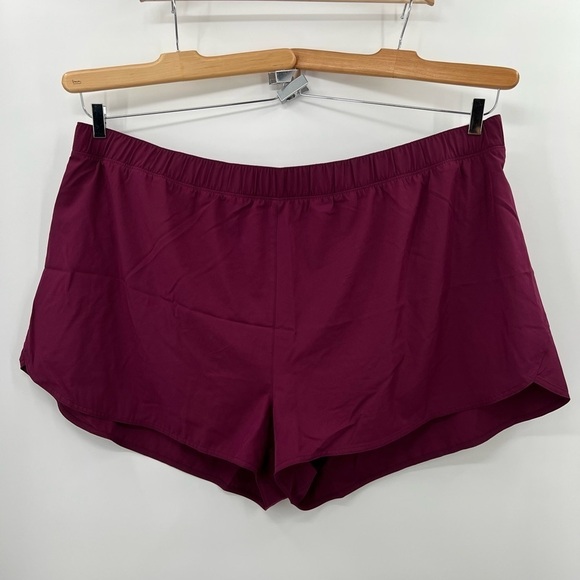 Old Navy Plus Stretcher Tempo Shorts Ladies Size 4X NEW - Picture 1 of 9